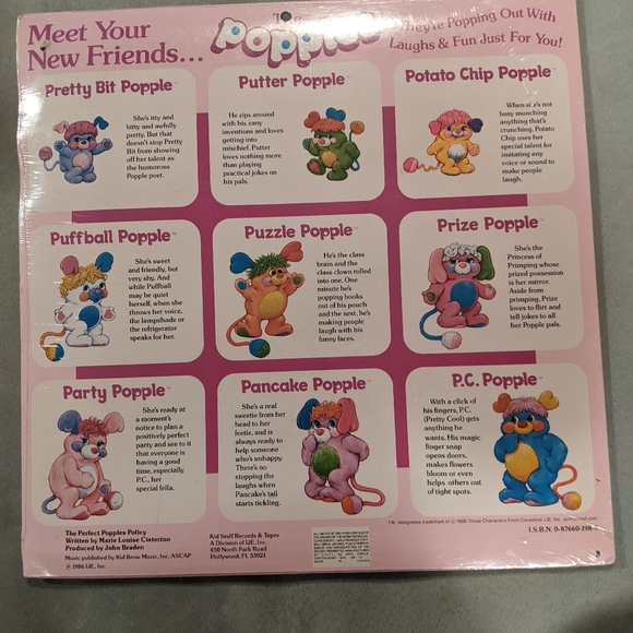 BNIP Vintage Popples Cassette and Cut Out Figures - Picture 2 of 11